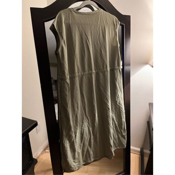 NEW STRIPED GREEN SLEEVELESS COMFORTABLE CASUAL DRESS XL - Picture 2 of 3